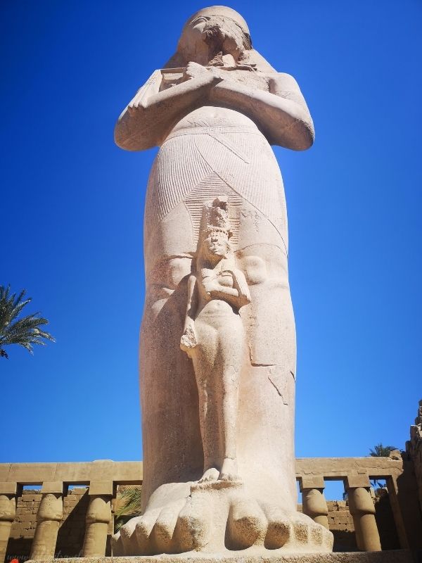 Statue of Pharaoh Ramses II with Queen Nefertari,