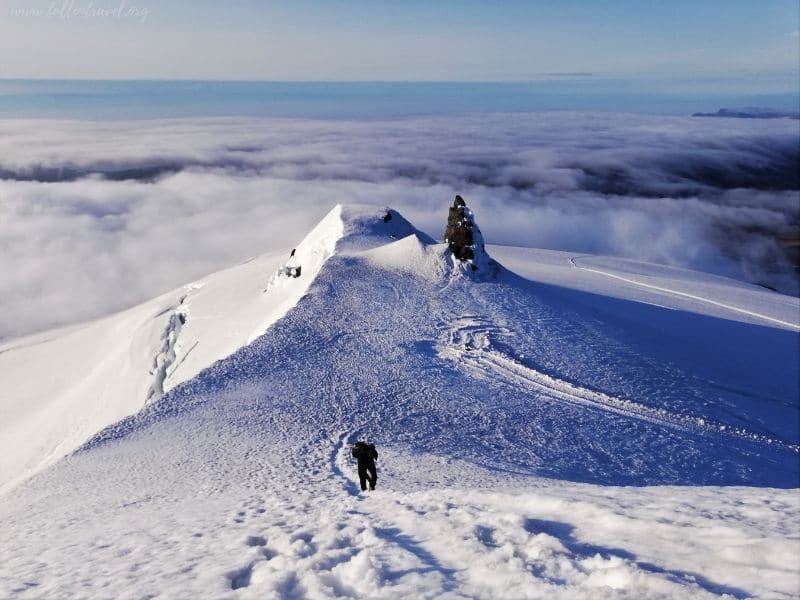 Snaefellsjokull hike, summit approach